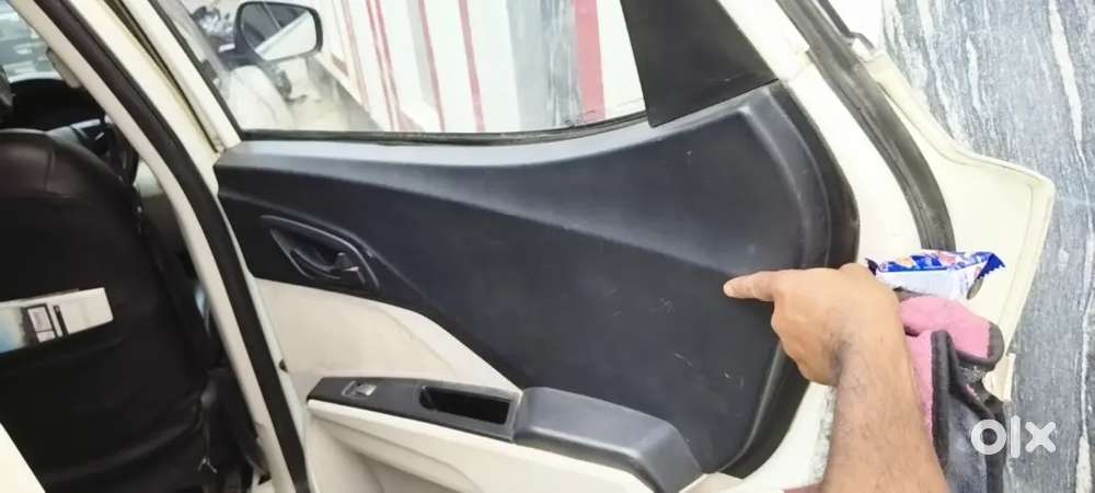 Mahindra Xuv300 2020 Diesel 120000 Km Driven