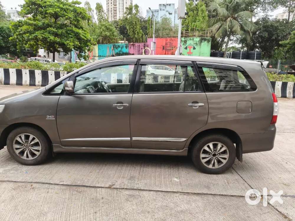 Toyota Innova V Diesel 2015