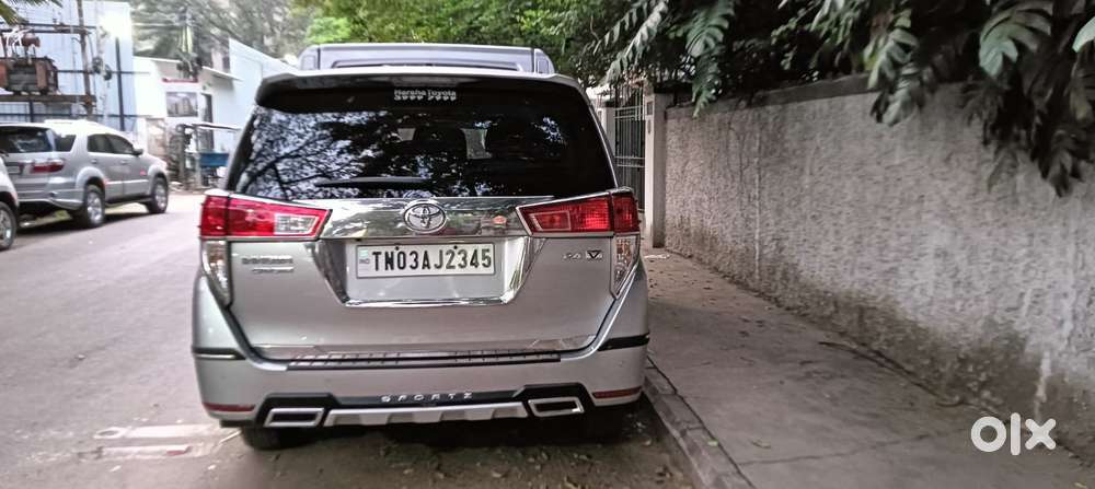 Toyota Innova Crysta