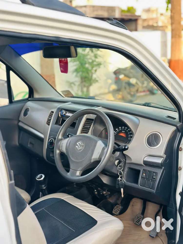 Maruti Suzuki Wagon R 2012 Petrol Well Maintained