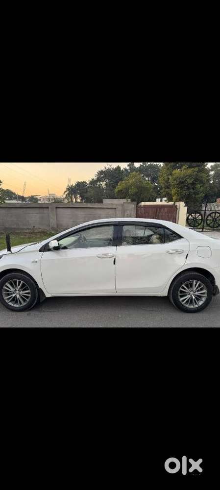 Toyota Corolla Altis Vl, 2016, Petrol