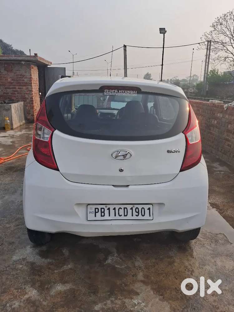 Hyundai Eon 2016/17 Top Model