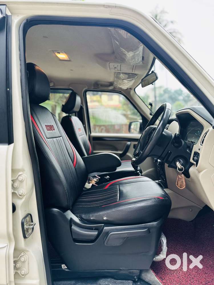 Mahindra Scorpio Classic 2.2 S 11 Mt 7 Str, 2023, Diesel