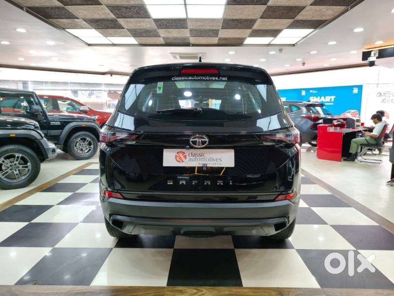 Tata Safari 2.0 Kryotec Xza Plus (o) 6s Red Dark Edition, 2023, Dies..