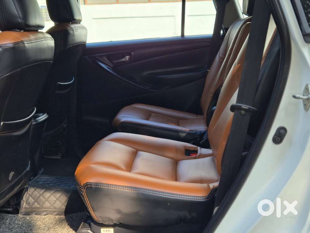 Toyota Innova Crysta [2020-ongoing] 2.4 Zx At 7 Str, 2022, Diesel