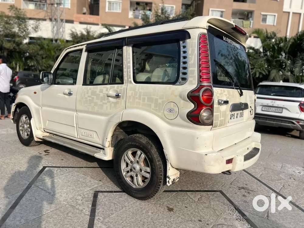 Mahindra Scorpio, 2011, Diesel