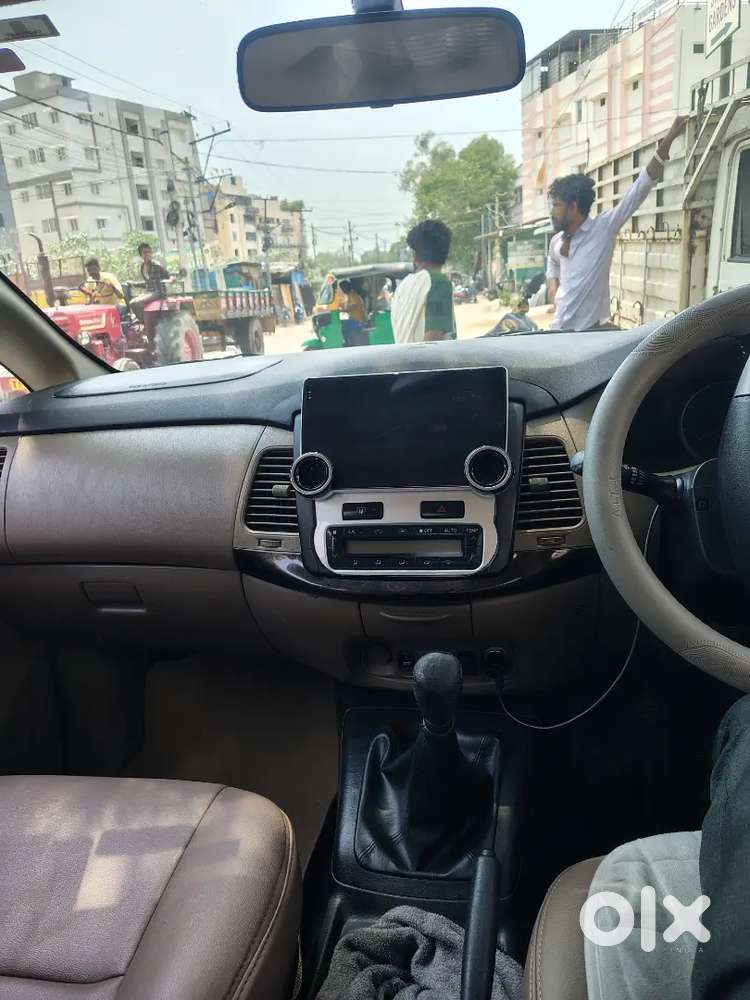 Toyota Innova 2015 Diesel 167000 Km Driven