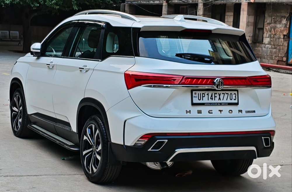 Mg Hector Plus 1.5 Sharp Turbo Cvt 6 Str, 2024, Petrol