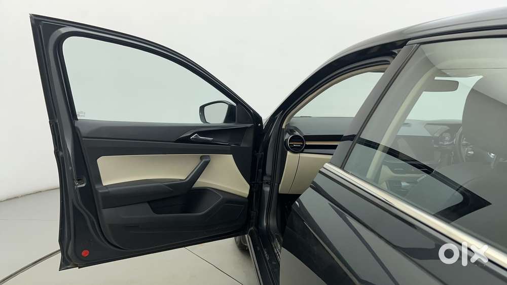 Skoda Slavia Style 1.5l Tsi Dsg, 2022, Petrol