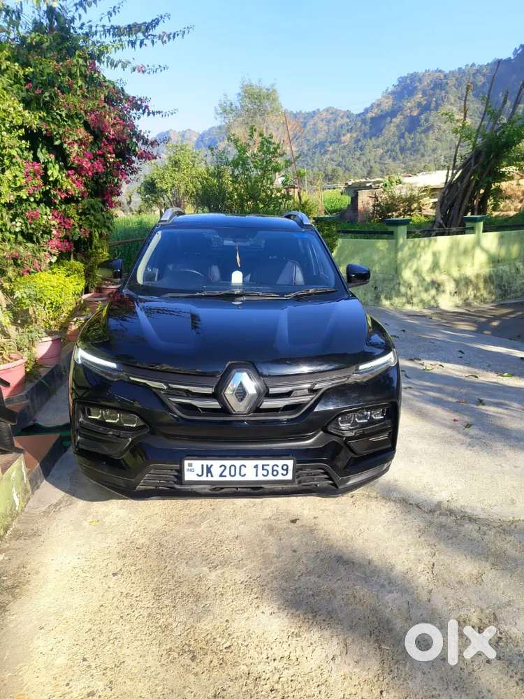 Mahindra Renault Logan 2023 Petrol 22000 Km Driven