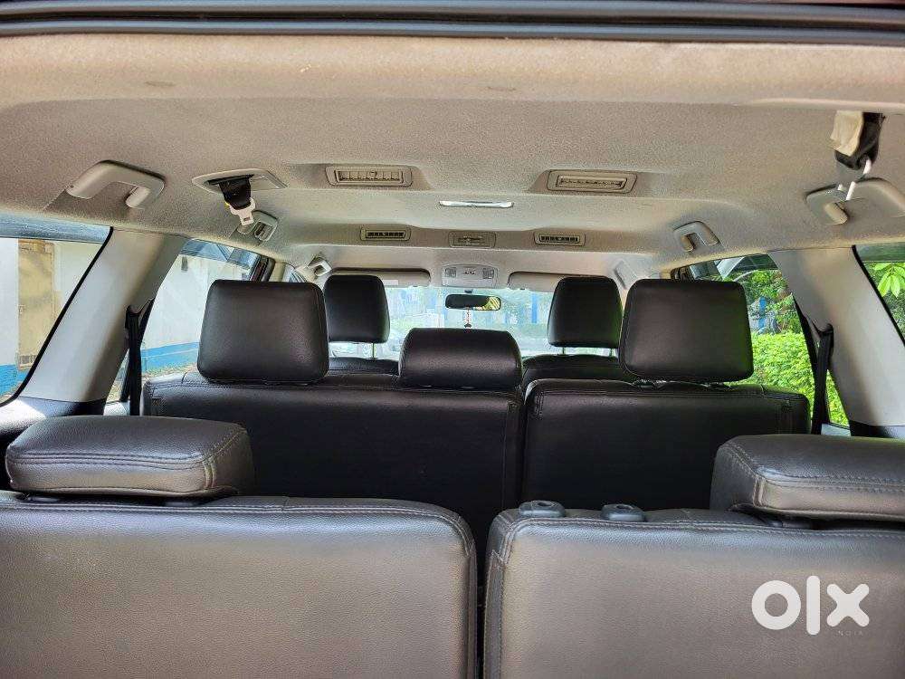 Toyota Innova Crysta 2.4 Gx Mt 8s, 2018, Diesel