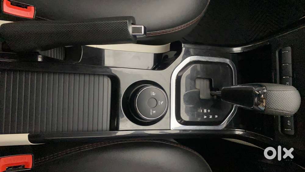 Tata Nexon 1.2 Revotron Xza Plus, 2021, Petrol