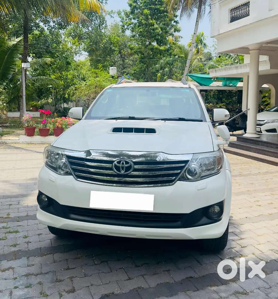 Single Owner Used, Good Condition, Toyota Fortuner For Sale.