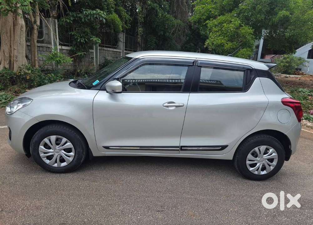 Maruti Suzuki Swift Vxi Optional, 2023, Petrol