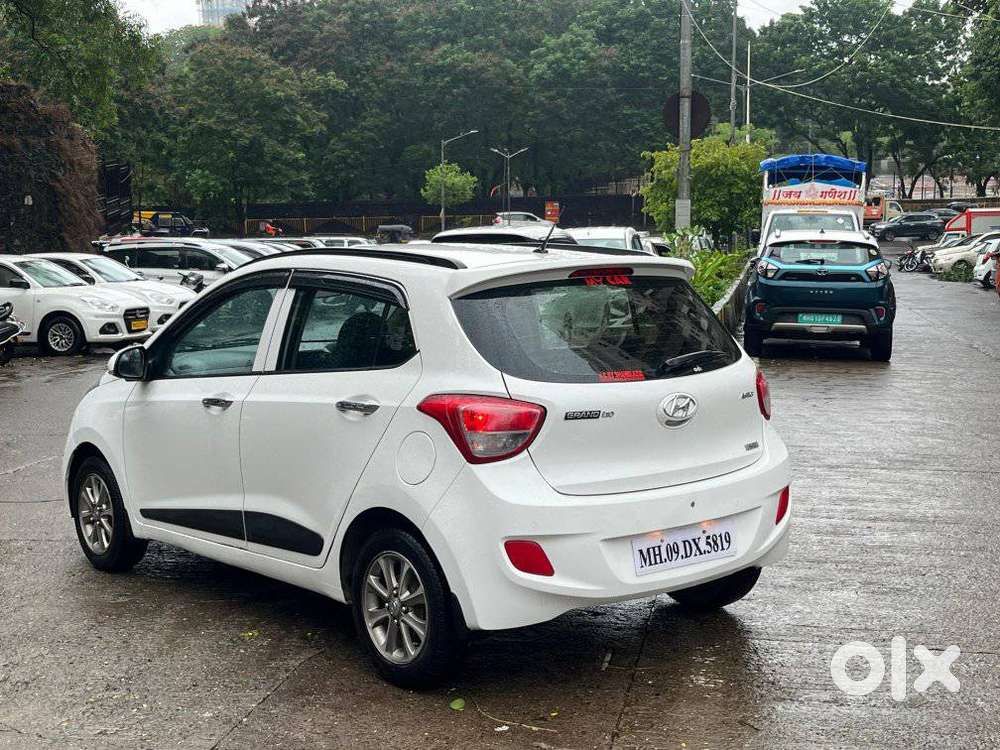 Hyundai Grand I10 Asta Option, 2016, Petrol