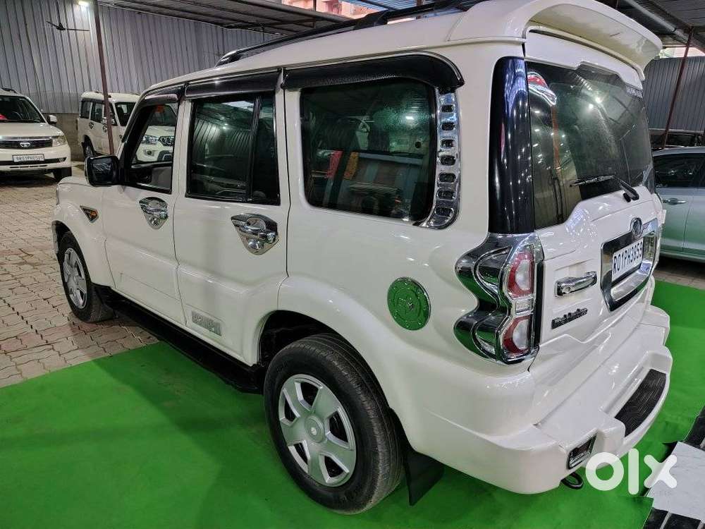 Mahindra Scorpio S6 Plus, 2017, Diesel
