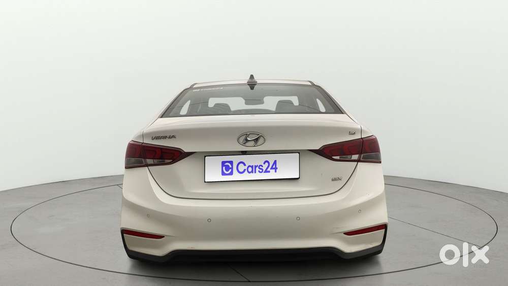 Hyundai Verna 1.6 Sx (o) Vtvt At, 2018, Petrol