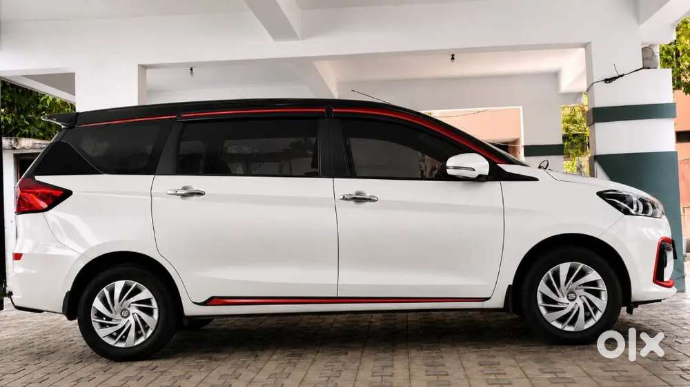 Maruti Suzuki Ertiga Vxi Cng 2025
