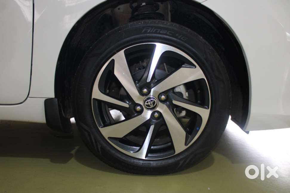 Toyota Glanza G Manual, 2023, Petrol