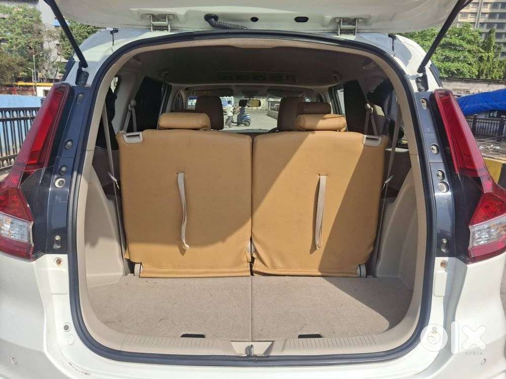 Maruti Suzuki Ertiga Vxi At Petrol, 2022, Petrol