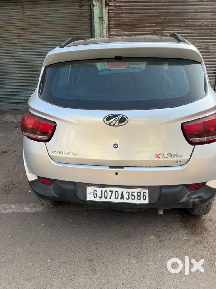 Mahindra Kuv 100 2017