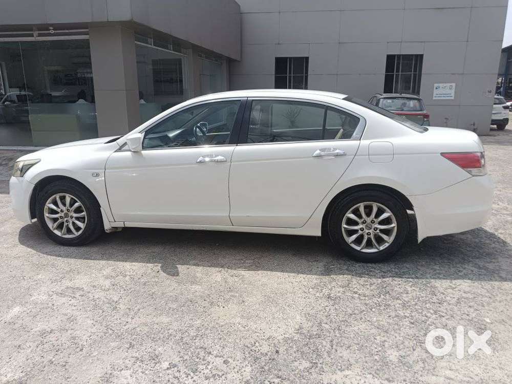 Honda Accord 2.0 Mt, 2009, Petrol