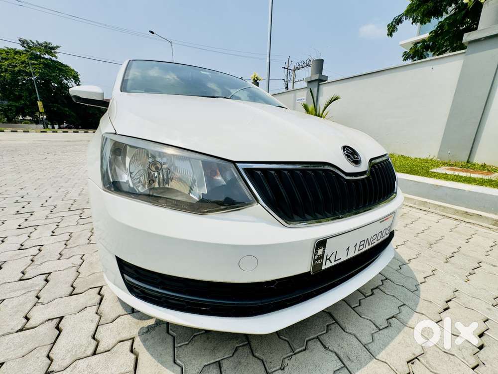 Skoda Rapid [2016-2020] 1.6 Active Plus Mpi, 2019, Petrol