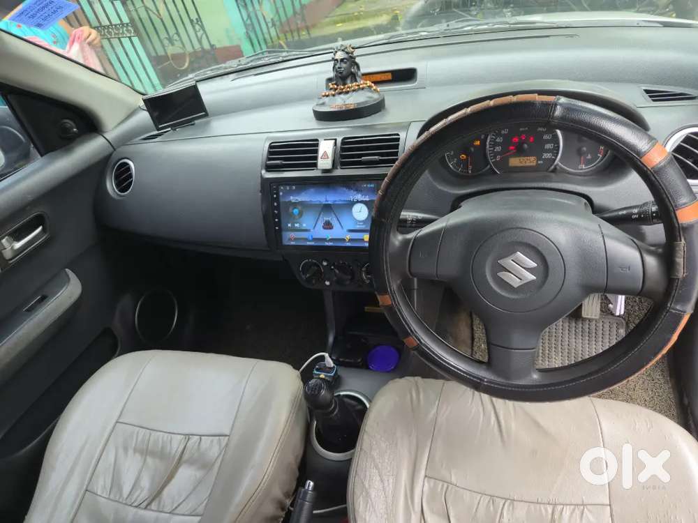 Maruti Suzuki Dzire 2010 Petrol 72500 Km Driven