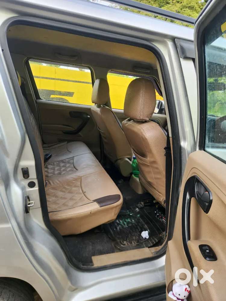 Mahindra Tuv 300 2015 Diesel Dl Number Hai