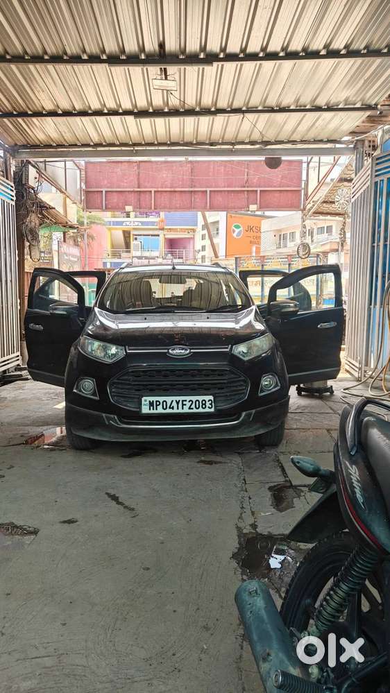 Selling My Ford Ecosport!  This Diesel Model Is In Great Condition.