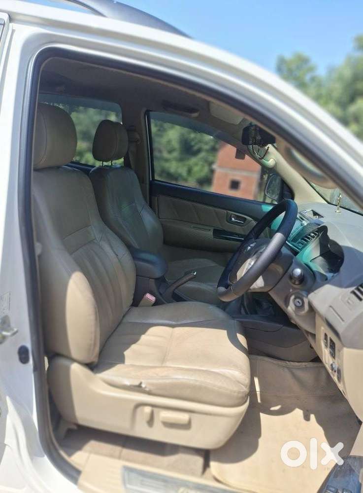 Toyota Fortuner 3.0 4x2 Mt, 2012, Diesel