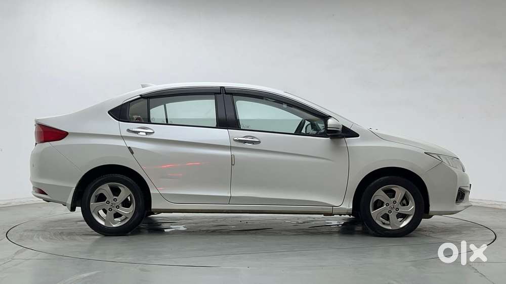 Honda City I-vtec S, 2015, Petrol