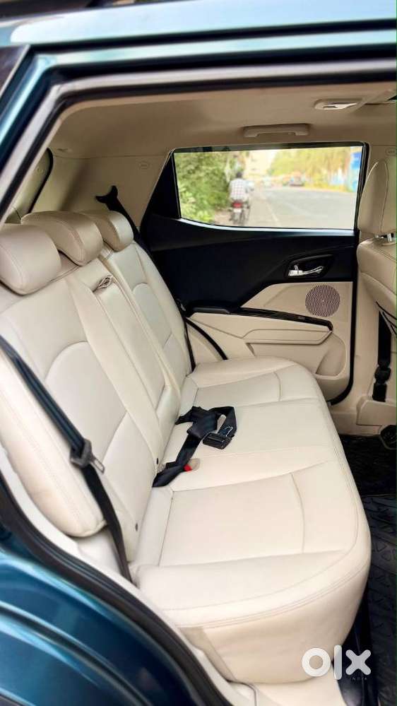 Mahindra Xuv300 W8 Option Diesel, 2023, Diesel
