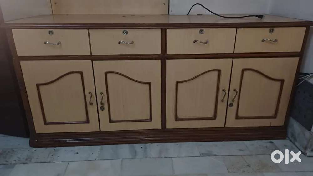 Large Wooden Sideboard / Storage Cabinet with Drawers & Cupboards