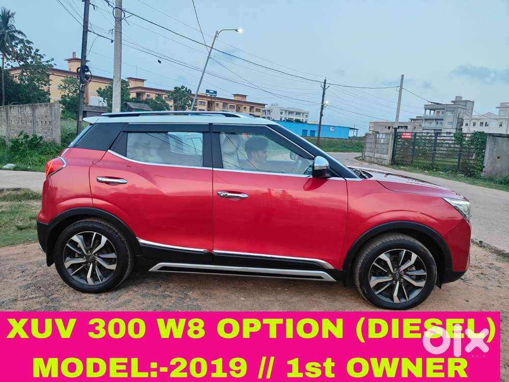 Mahindra Xuv300 W8 Option Dual Tone Diesel, 2019, Diesel