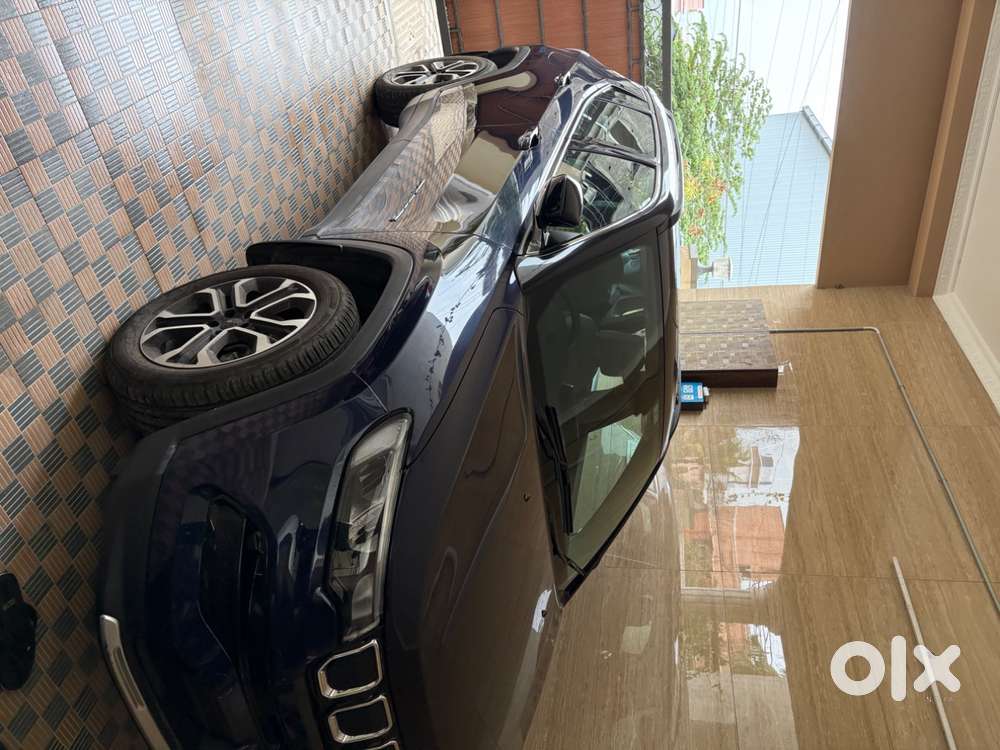 March 2021 Jeep Compass Diesel 4x4 Automatic - Limited Variant