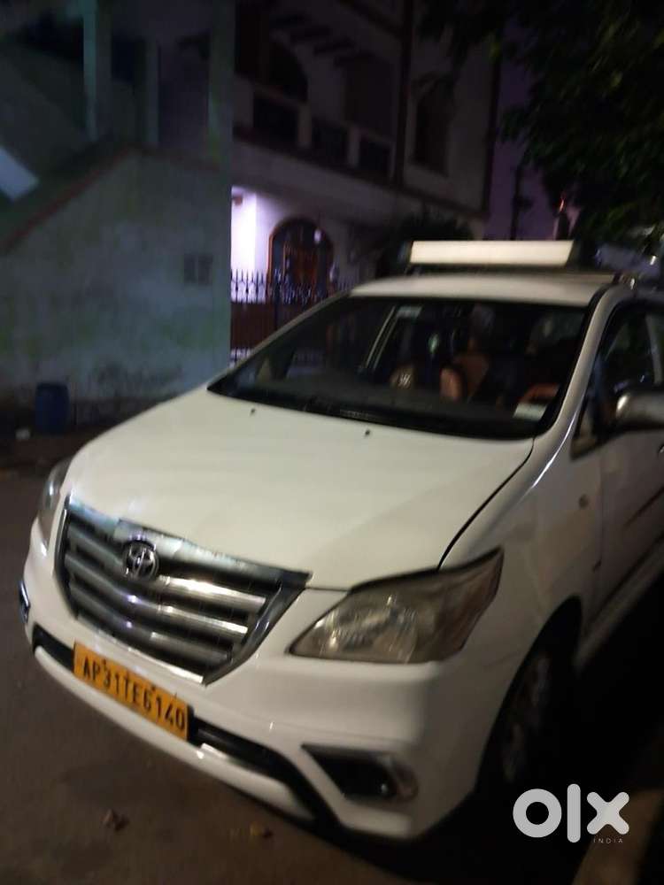 Toyota Innova Diesel 2015