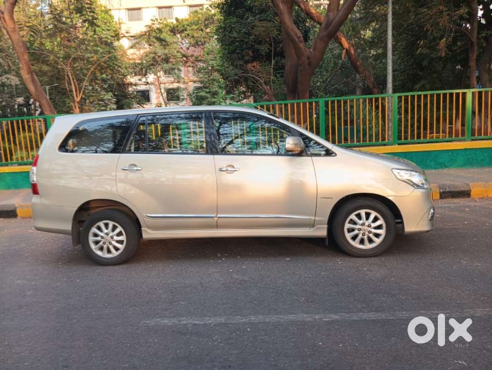 Toyota Innova 2.5 V 8 Str, 2014, Diesel