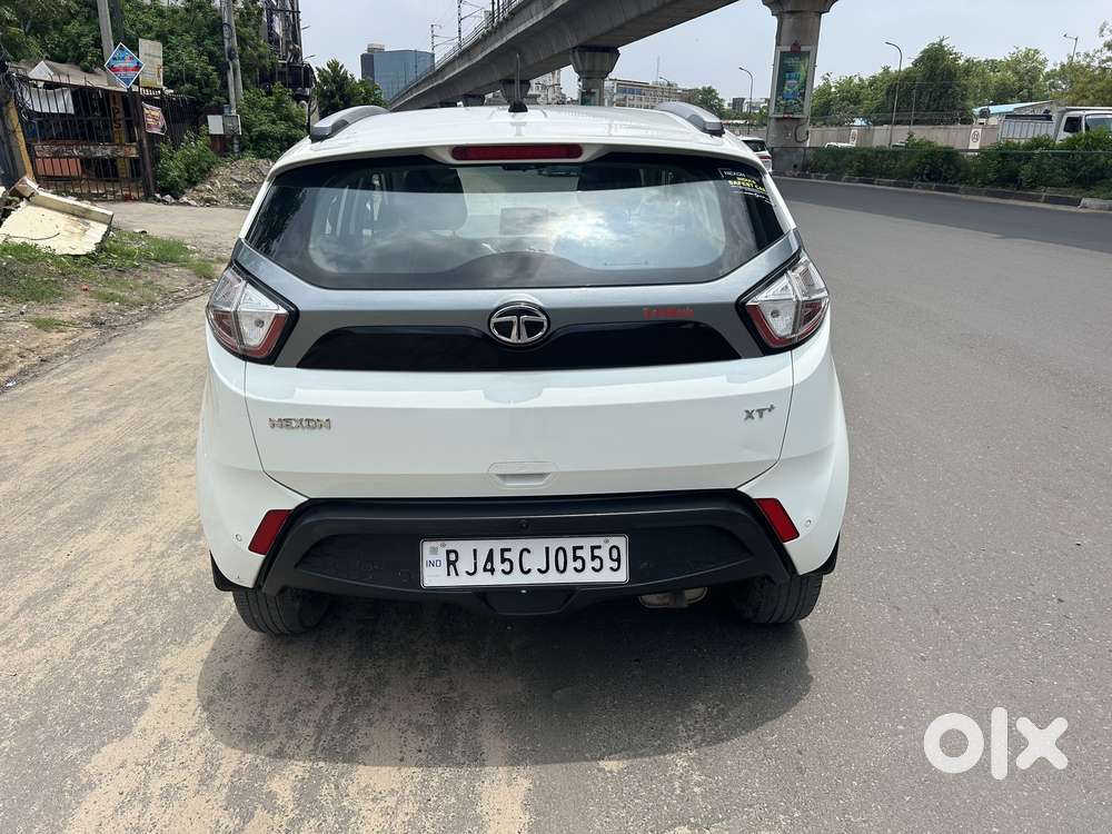 Tata Nexon 1.2 Revotron Xt Plus, 2019, Petrol