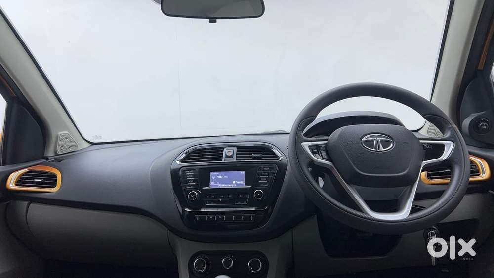 Tata Tiago Xza, 2017, Petrol