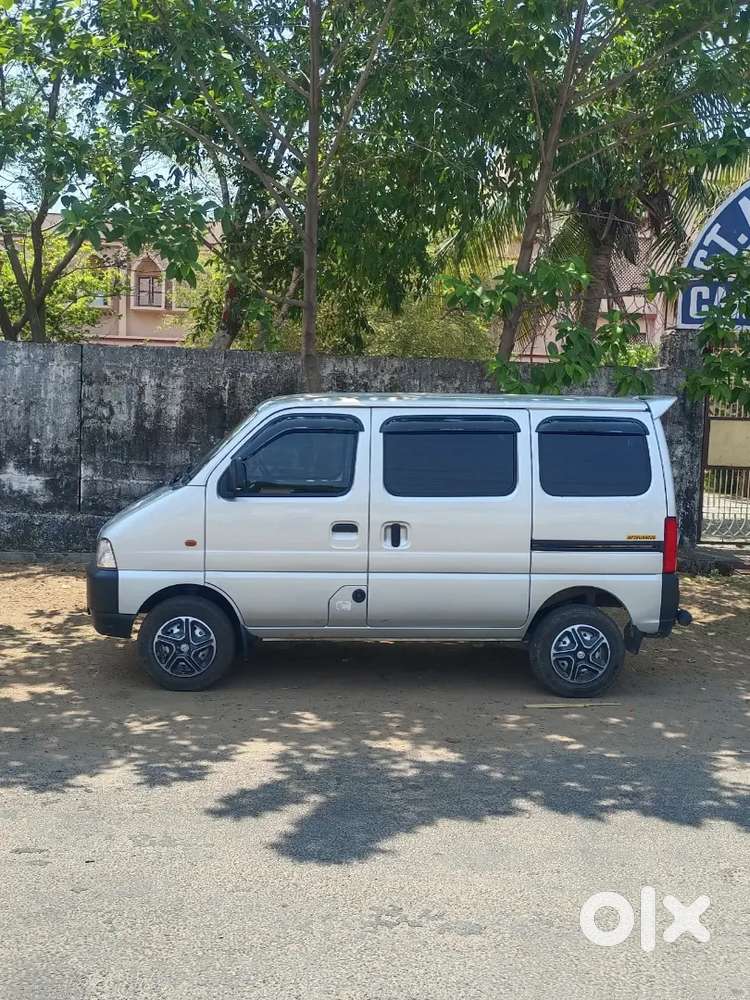 Maruti Suzuki Eeco 2024 Cng & Hybrids 5010 Km Driven