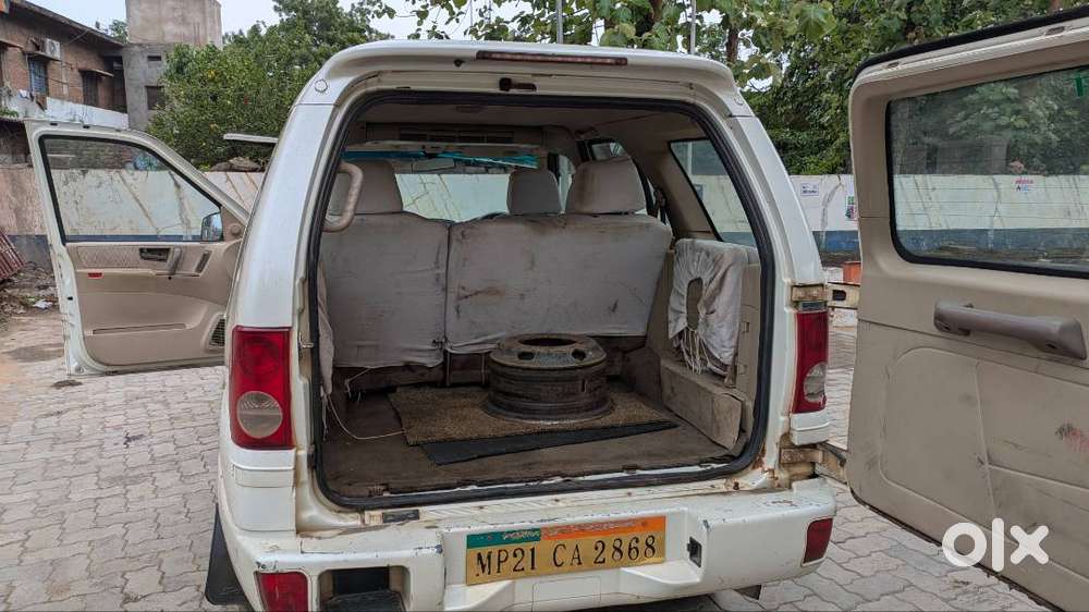 Tata Safari 2012– Excellent Engine, New Tyres, Insurance