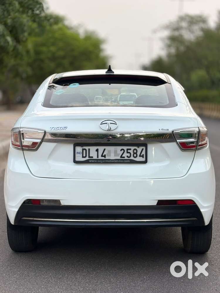 Tata Tigor 1.2 Revotron Xz Plus Cng Dual Tone, 2022, Cng & Hybrids