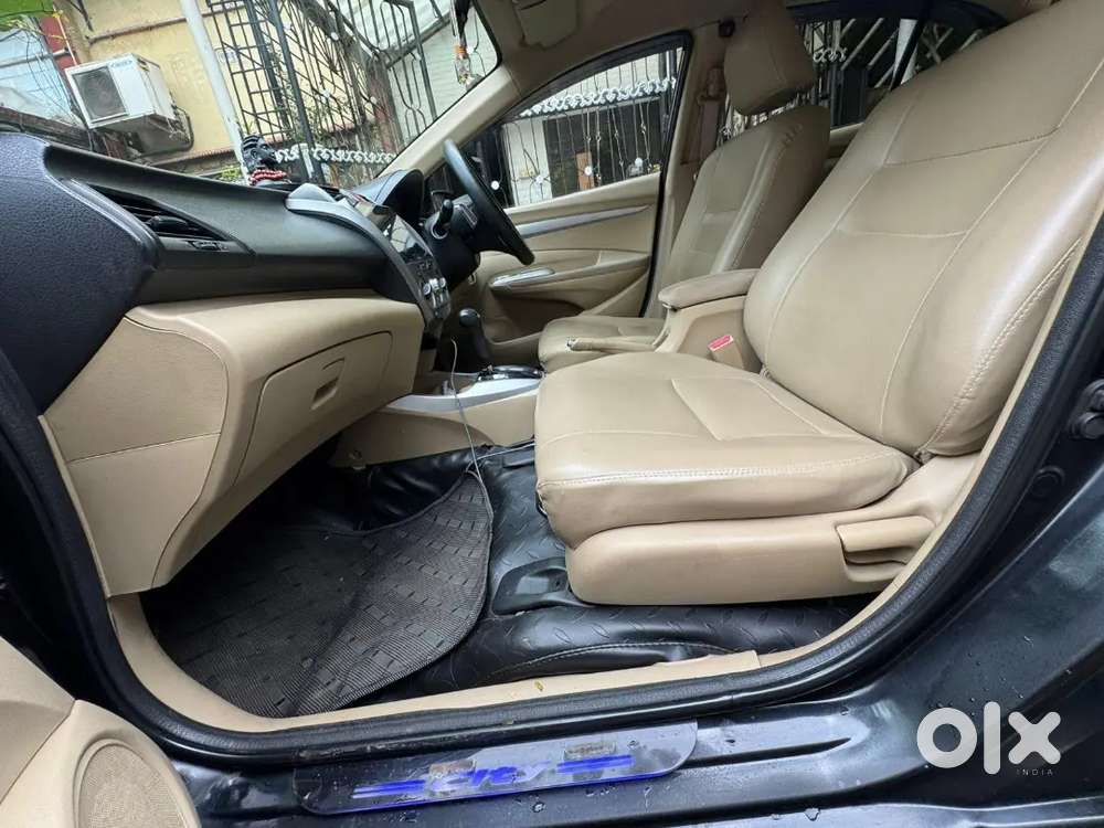 Honda City 2010 V At Petrol