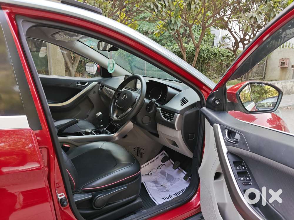 Tata Nexon 1.2 Revotron Xz, 2018, Petrol