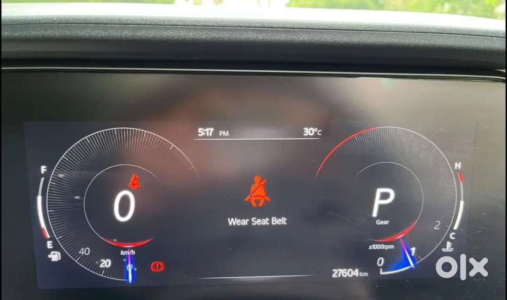 Mahindra Xuv700 Petrol 2023