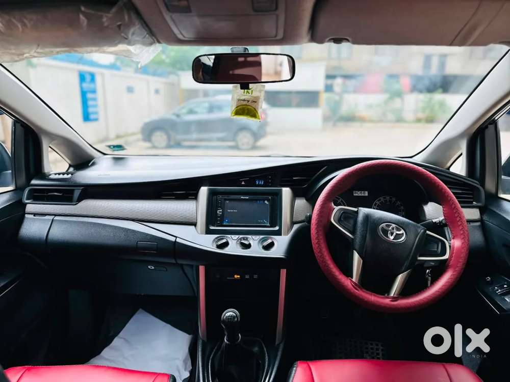 Toyota Innova Crysta [2020-ongoing] 2.4 Gx 8 Str, 2018, Diesel