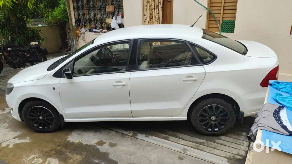 Skoda Rapid Tsi Diesel 2015