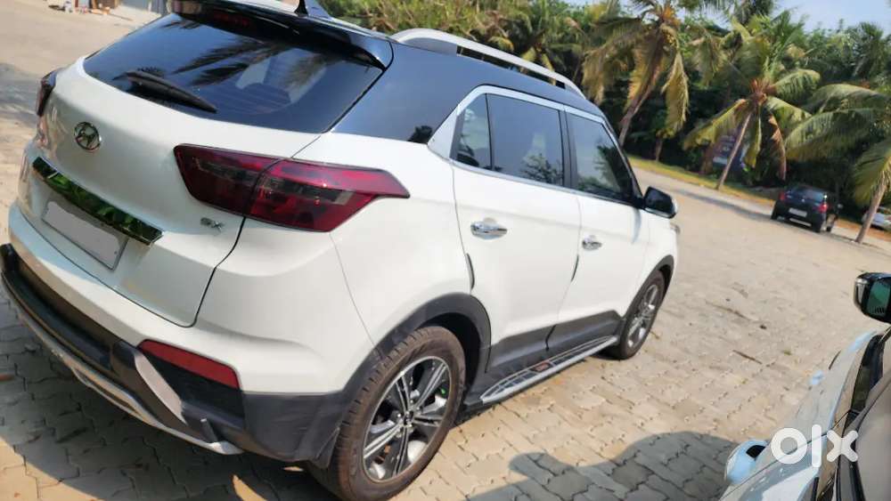 Hyundai Creta Petrol Dual Tone, With Loaded Genuine Accessories,