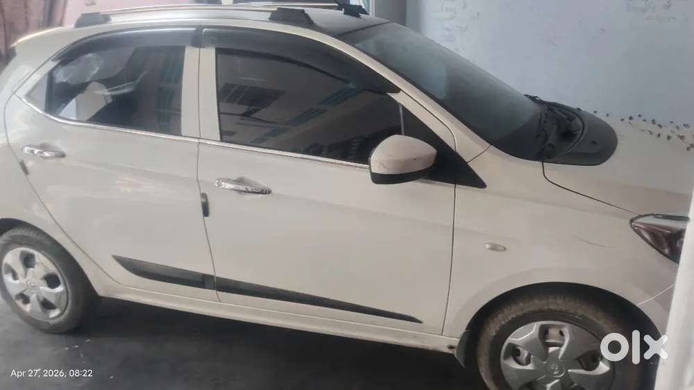 Family Car Hai
Ek Dam New Connection Hai
Gadi Me Koi Bhi Kami Nhi Hai